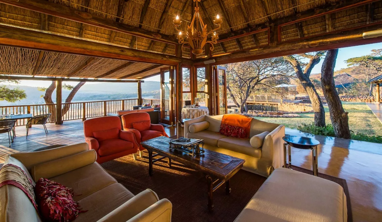 Ekuthuleni Lodge Accommodation By Yuppiestay20