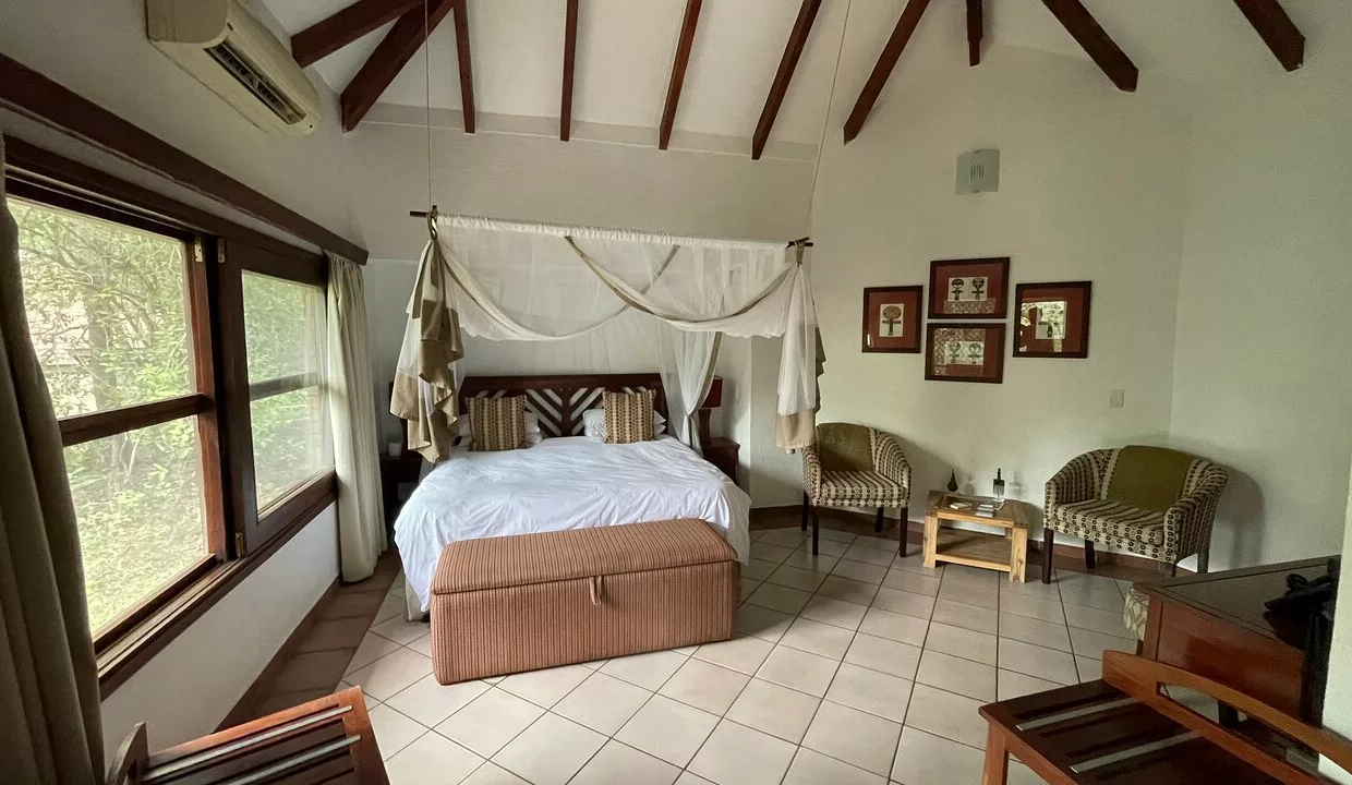 Idube Game Lodge Accommodation By Yuppiestay15