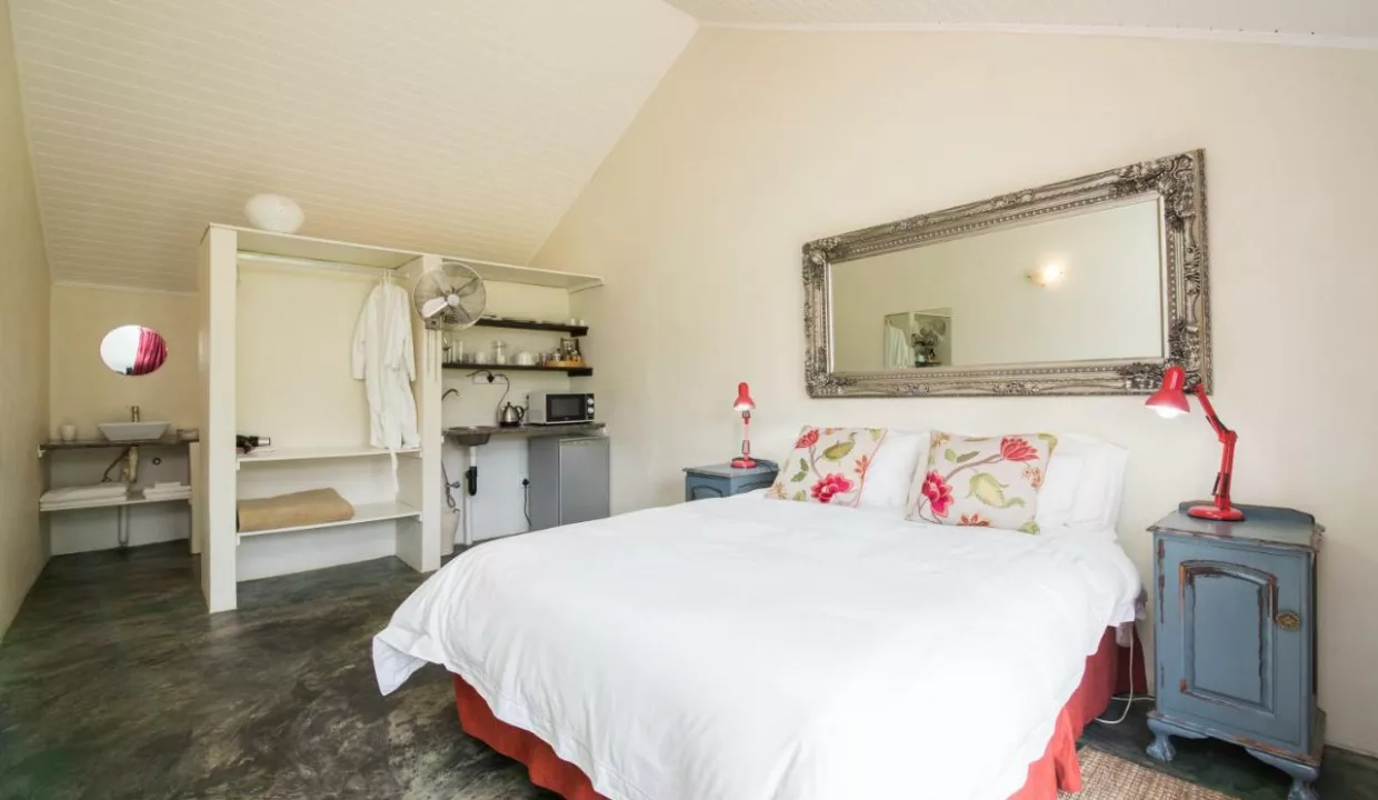 Three Thymes Inn Tierpoort Accommodation Yuppiestay5