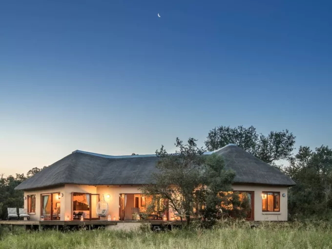 Tintswalo Safari Lodge Accommodation By Yuppiestay