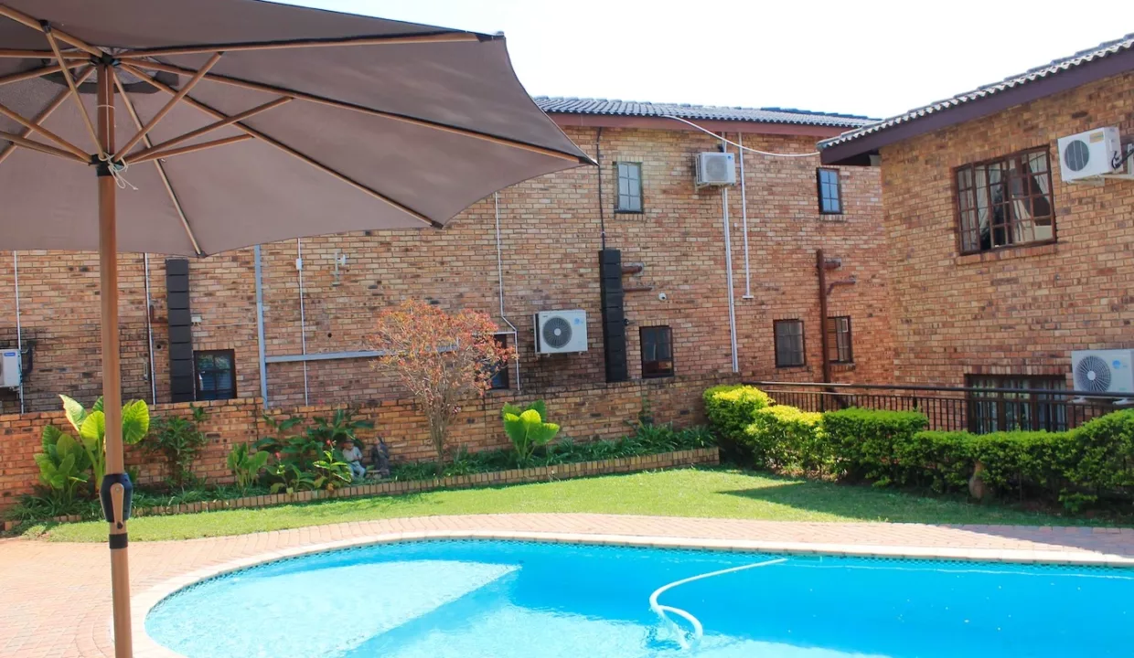 Nelspruit Lodge Accommodation Yuppiestay 2