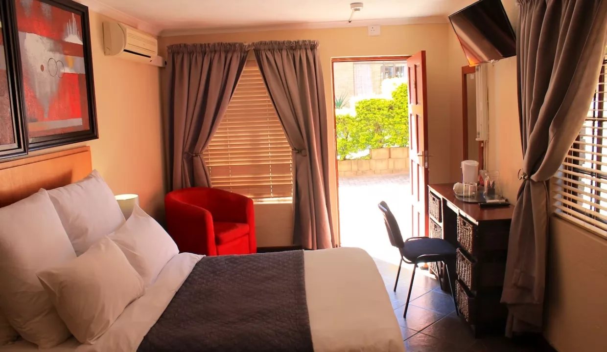 Nelspruit Lodge Accommodation Yuppiestay 25