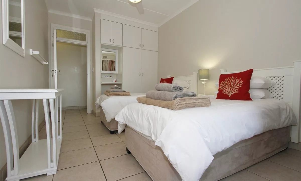 Die Strandhuis Umdloti KZN Yuppiestay Accommodation (33)