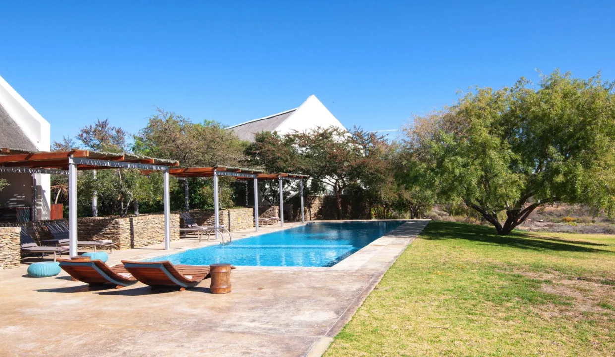 Sanbona Wildlife Reserve - Gondwana Family Lodge Accommodation Yuppiestay 14