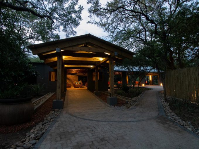 Little Africa Safari Lodge