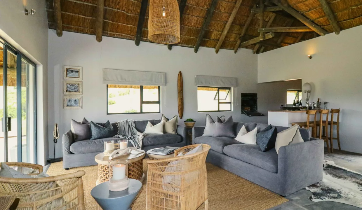 Barefoot Addo Elephant Villa Eastern Cape Yuppiestay Accommodation (10)