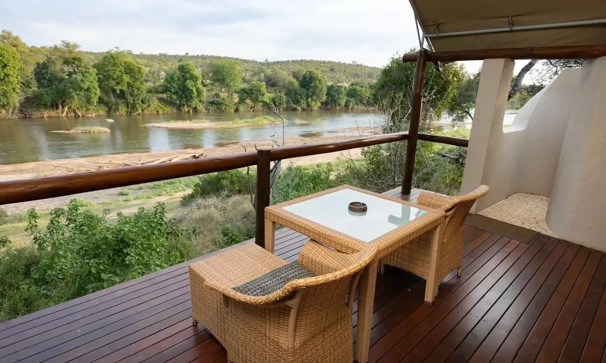 Nyati-Safari-Lodge-Hoedspruit-Limpopo-Yuppiestay-Accommodation-48-jpg